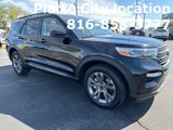 Used 2022 Ford Explorer XLT w/ Equipment Group 202A image 3