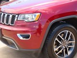 Used 2021 Jeep Grand Cherokee Limited image 3