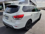 Used 2016 Nissan Pathfinder SV image 4