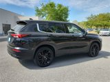 Used 2023 Mitsubishi Outlander SE Black Edition image 4