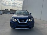 Used 2018 Nissan Rogue SV image 2