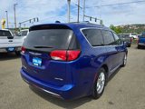 Used 2020 Chrysler Pacifica Limited image 5
