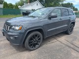 Used 2018 Jeep Grand Cherokee Altitude image 2