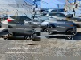 Used 2018 Nissan Kicks SV image 5
