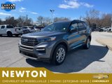 Used 2022 Ford Explorer XLT w/ Equipment Group 202A image 4