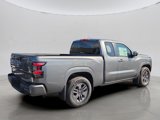 Used 2025 Nissan Frontier SV image 3