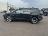 Used 2019 Jeep Cherokee Latitude Plus w/ Comfort/Convenience Group image 2