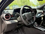 New 2025 Chevrolet Trax RS w/ Sunroof Package image 3