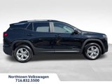 Used 2022 GMC Terrain SLE w/ Driver Convenience Package image 2