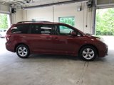 Certified 2018 Toyota Sienna LE image 2