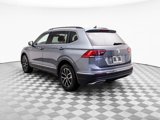Used 2021 Volkswagen Tiguan SE image 3
