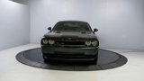 Used 2010 Dodge Challenger SE image 2