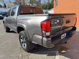 Used 2019 Toyota Tacoma TRD Sport image 3