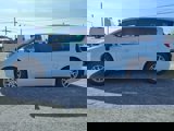 Used 2023 Chrysler Pacifica Touring-L image 4