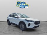 New 2024 Ford Escape SE image 2