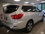 Used 2020 Nissan Pathfinder S image 4