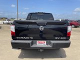 Used 2018 Nissan Titan SV w/ SV Convenience Package image 5