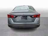 Used 2024 Nissan Altima 2.5 SV image 5