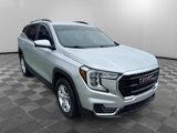 Used 2022 GMC Terrain SLE w/ Driver Convenience Package image 4