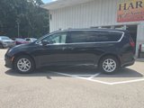 Used 2022 Chrysler Voyager LX image 2