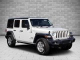 Used 2023 Jeep Wrangler Sport S image 3