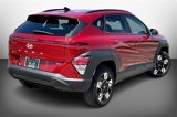 Used 2025 Hyundai Kona SEL image 5