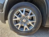 Used 2023 GMC Acadia SLT image 4