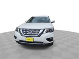 Used 2020 Nissan Pathfinder SV image 3