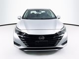 Used 2023 Nissan Versa SV image 2