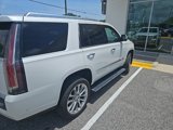 Used 2019 Cadillac Escalade Premium Luxury image 4