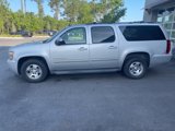 Used 2014 Chevrolet Suburban LT image 3