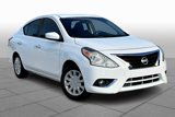 Used 2016 Nissan Versa SV image 2