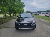 Used 2022 Kia Seltos EX image 2