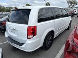 Used 2015 Dodge Grand Caravan SXT image 2