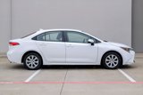 Used 2021 Toyota Corolla LE image 2