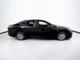 Used 2025 Toyota Camry LE image 4