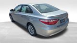 Used 2017 Toyota Camry LE image 3
