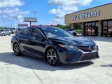 Used 2020 Toyota Camry SE image 3