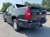 Used 2008 Chevrolet Avalanche LT image 3