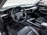 Used 2021 Audi e-tron Prestige w/ Prestige Package image 4