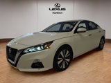 Used 2022 Nissan Altima 2.5 SL image 1