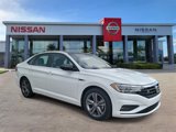 Used 2021 Volkswagen Jetta R-Line image 2