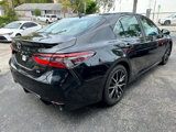Used 2022 Toyota Camry SE image 4