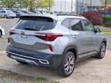 Certified 2021 Kia Seltos SX w/ SX Sunroof Package image 6