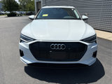 Used 2022 Audi e-tron Premium w/ Convenience Plus Package image 3