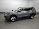 Used 2015 Nissan Rogue SV image 2