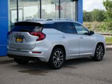 Used 2020 GMC Terrain Denali w/ Denali Premium Package image 3