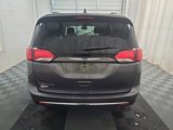 Used 2020 Chrysler Pacifica Touring-L image 4