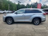 Certified 2018 Toyota Highlander XLE image 2