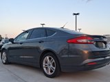 Used 2018 Ford Fusion SE w/ Fusion SE Technology Package image 5